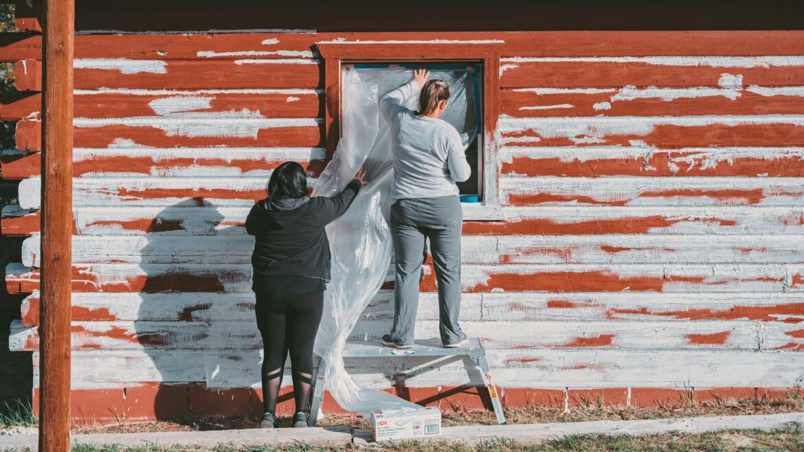 How to choose the right paint color for your home